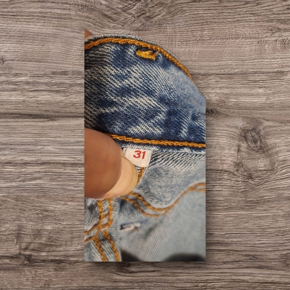 Levi's Classic Blue Denim Jeans Size 31 - Picture 12 of 12